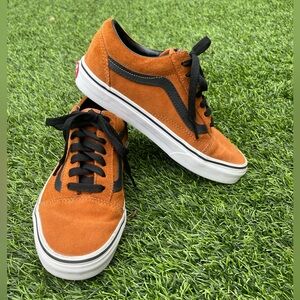 Vans Old Skool Burnt Orange and Black Sneakers Skate Shoe US Men’s 4.5 Women’s 6
